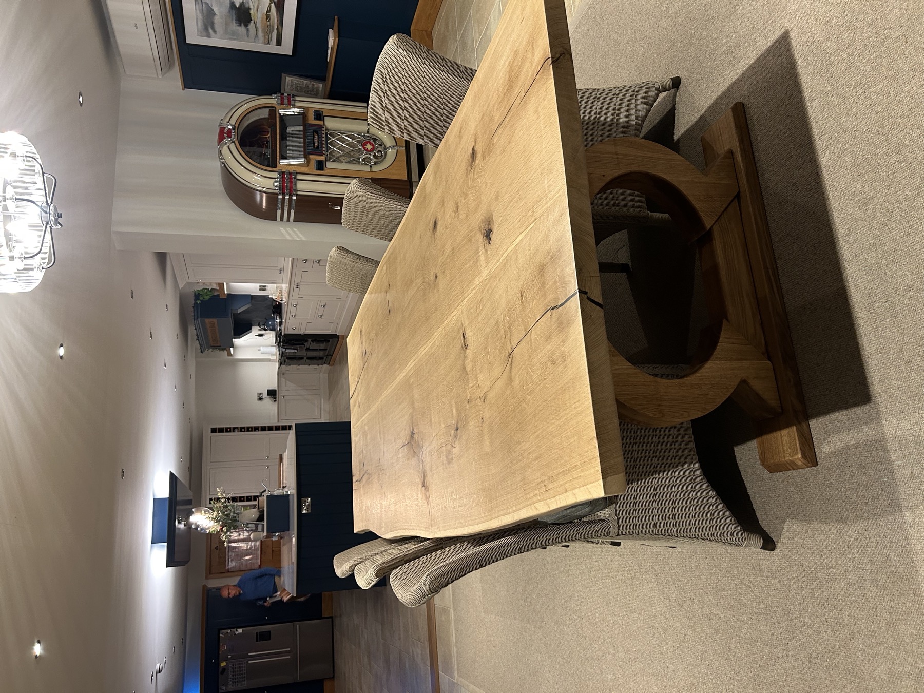 Kitchen dining area