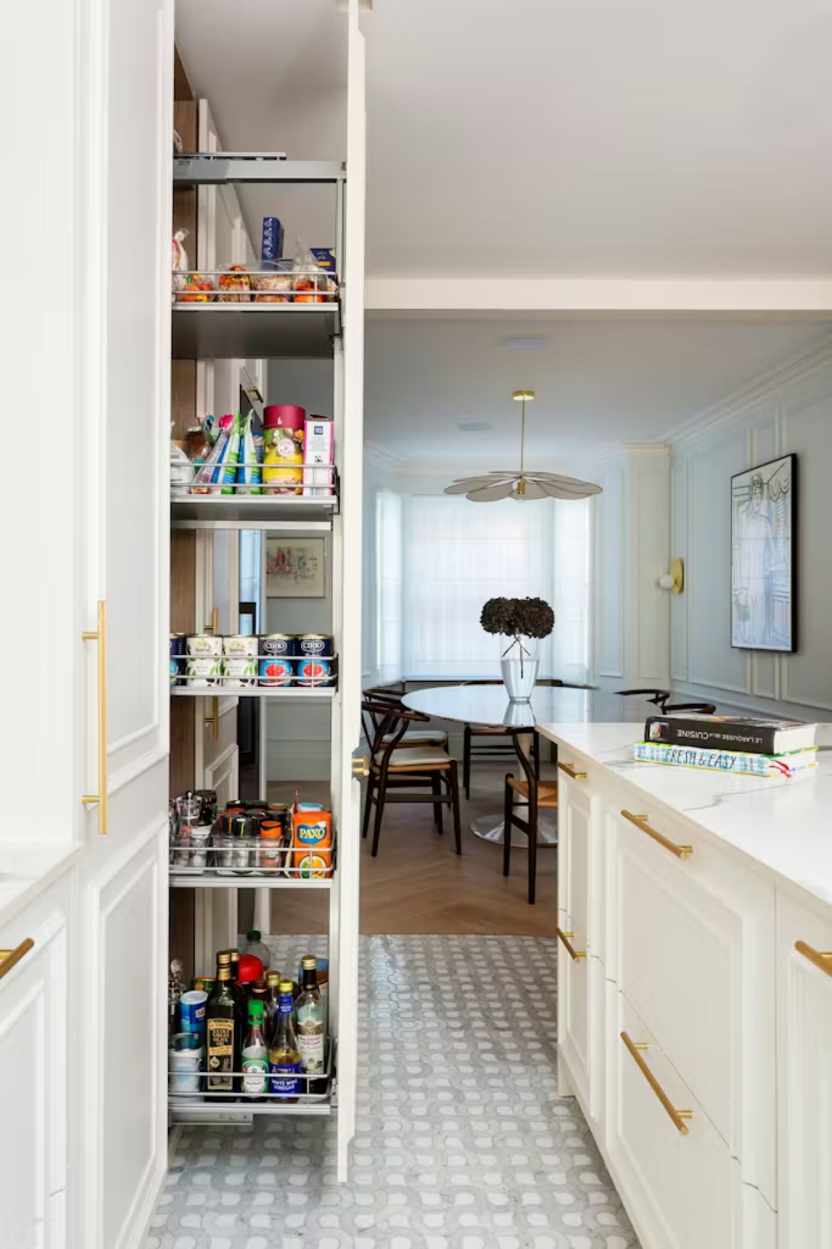 Gloucester Walk — pull-out larder pantry