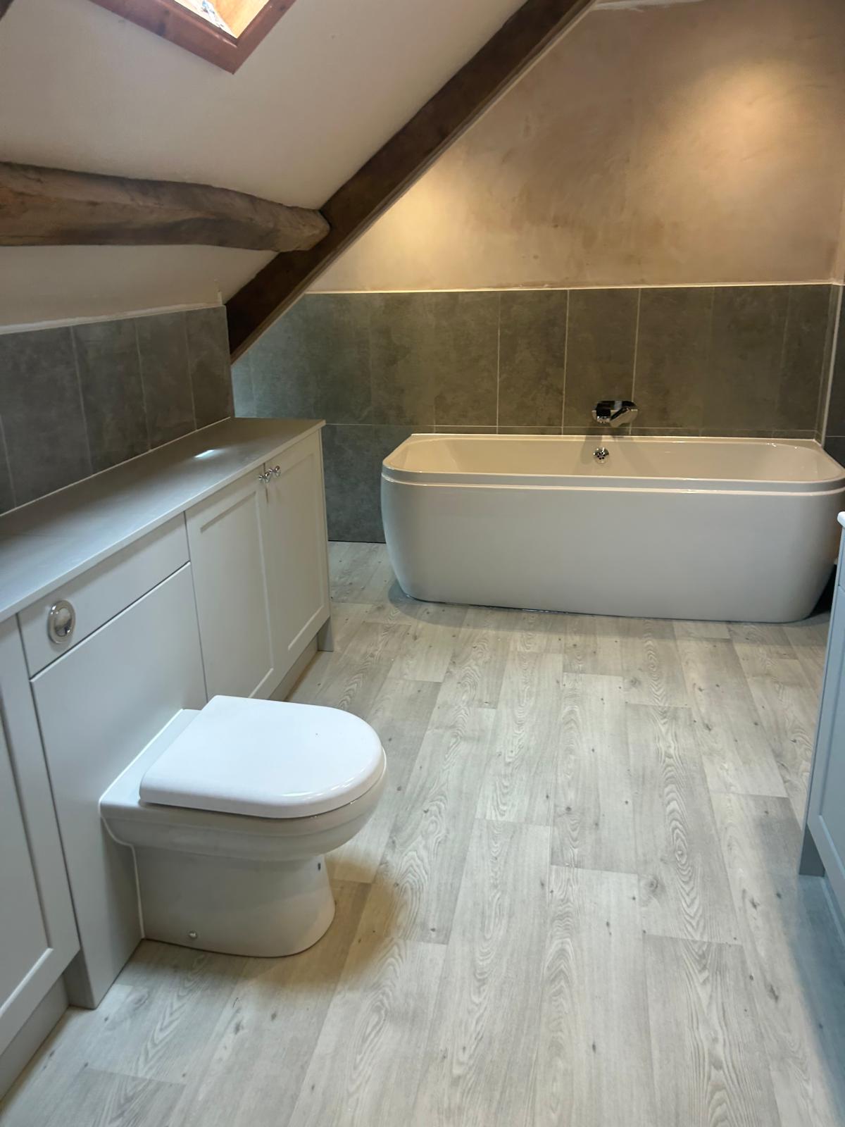Bespoke bathroom by Rudd Bespoke Joinery