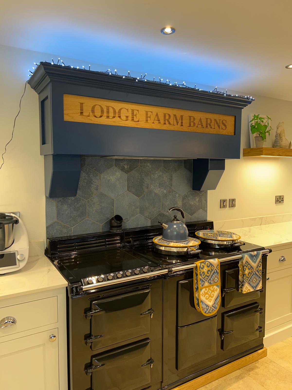 Bespoke handcrafted kitchen by Rudd Bespoke Joinery
