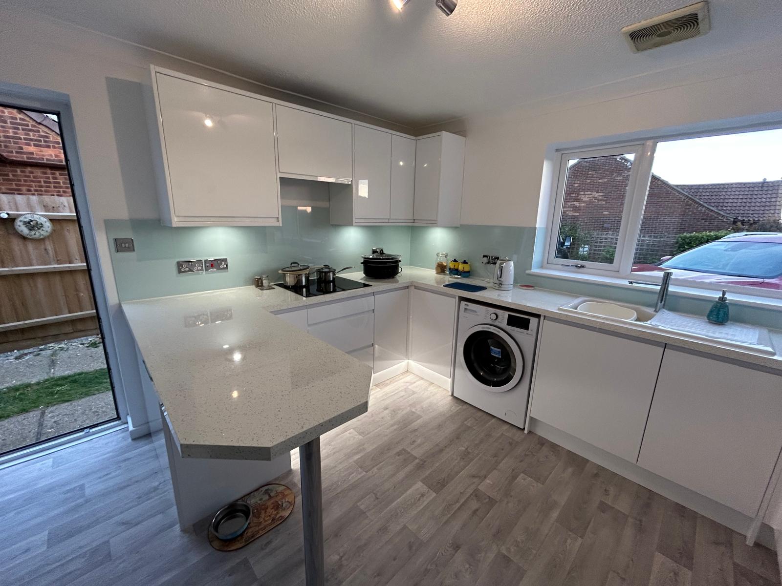 Fitted kitchen by Rudd Bespoke Joinery