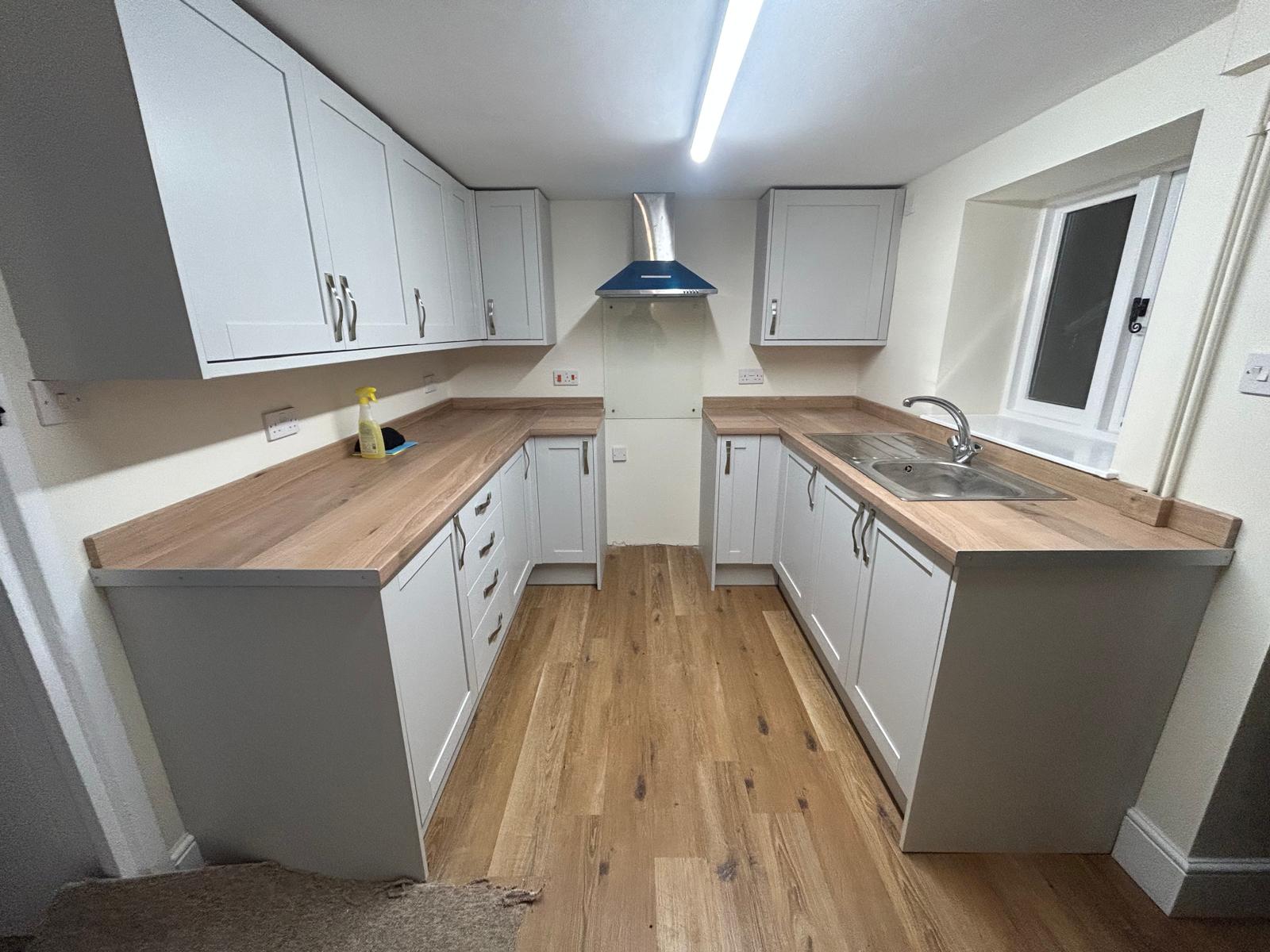 Bespoke handcrafted kitchen by Rudd Bespoke Joinery